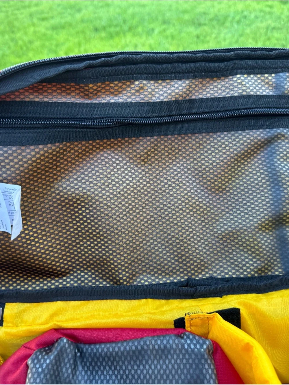 Mountainsmith Red K9 Cube with Front & Back Pocket